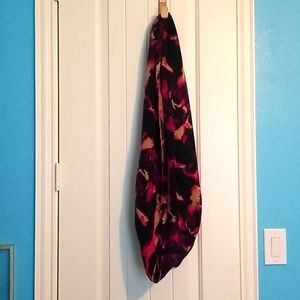 Abstract scarf! Perfect for fall!